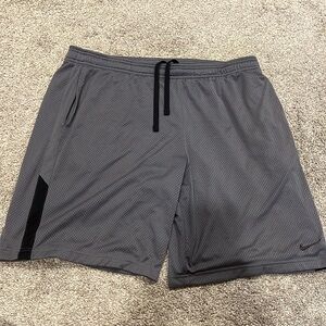 Men’s Nike XL Gray Dri-Fit Shorts